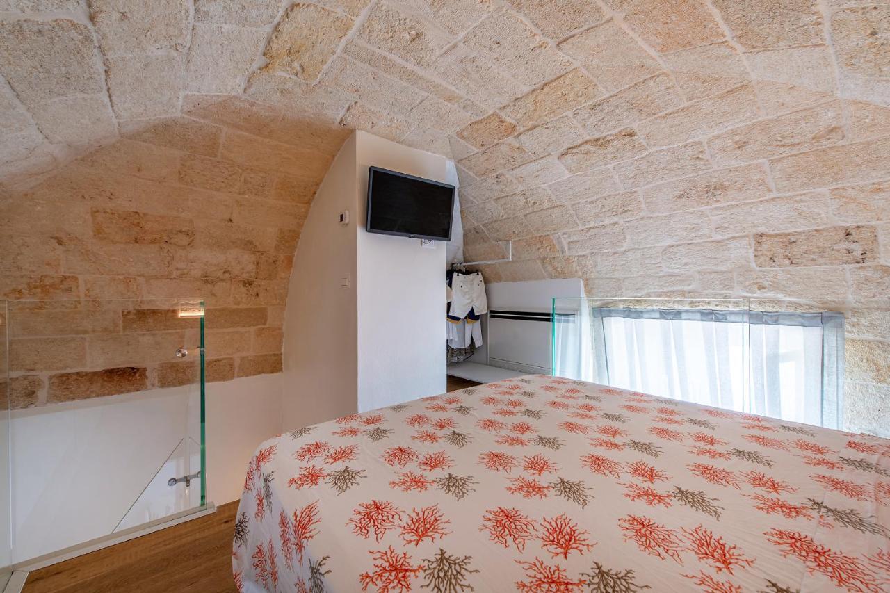 Belvedere & Pool - Housea Apartment